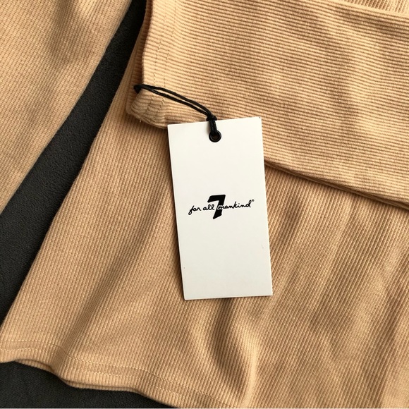 NWT 7 For All Mankind Long Sleeved Beige Ribbed Top - Size S - Picture 3 of 6